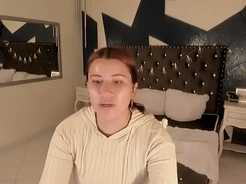 Snapshot of sara_gray__ chatting on March 13, 2026, 5:40 pm sara gray online show from March 13, 2026, 5:40 pm