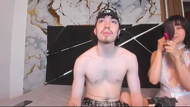 Couple In Heat online show from March 20, 2026, 7:37 pm