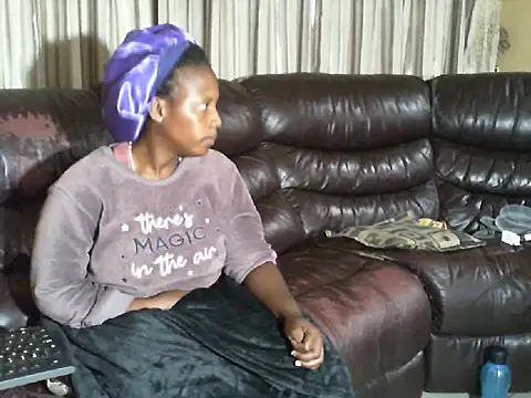 Snapshot of Sky-Diamond chatting on March 22, 2026, 6:37 am Sky-Diamond online show from March 22, 2026, 6:37 am