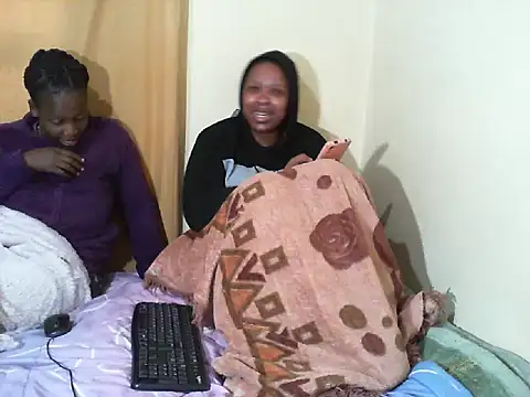 Snapshot of Sky-Diamond chatting on May 16, 2026, 6:12 am Sky-Diamond online show from May 16, 2026, 6:12 am
