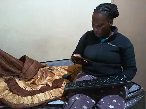 Snapshot of Sky-Diamond chatting on April 26, 2026, 7:33 pm Sky-Diamond online show from April 26, 2026, 7:33 pm