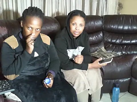 Snapshot of Sky-Diamond chatting on March 23, 2026, 12:27 pm Sky-Diamond online show from March 23, 2026, 12:27 pm