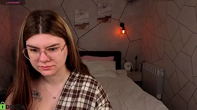 zoe j0y online show from February 25, 2026, 1:39 am