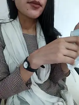 Snapshot of tanzum_khan3202 chatting on March 14, 2026, 8:09 am tanzum khan3202 online show from March 14, 2026, 8:09 am