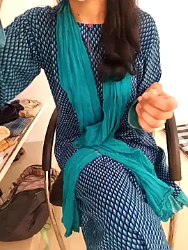 Snapshot of tanzum_khan3202 chatting on March 29, 2026, 7:10 am tanzum khan3202 online show from March 29, 2026, 7:10 am