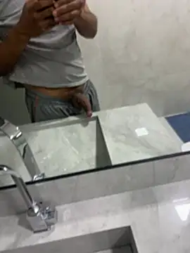Snapshot of twink231 chatting on April 26, 2026, 11:57 pm twink231 online show from April 26, 2026, 11:57 pm