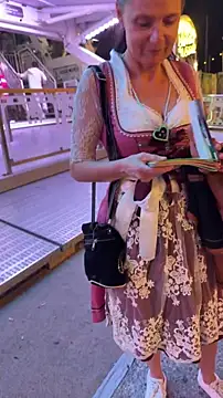 Dance Lady online show from April 18, 2026, 8:53 pm