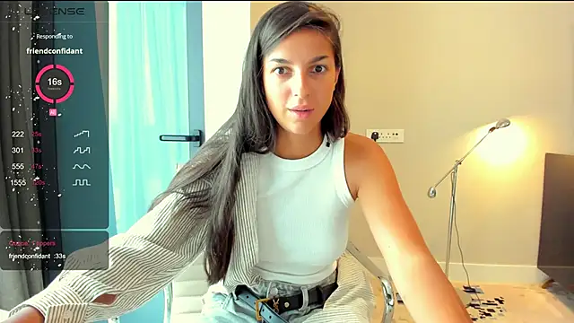 Snapshot of AngelGabe chatting on April 1, 2026, 4:36 am AngelGabe online show from April 1, 2026, 4:36 am