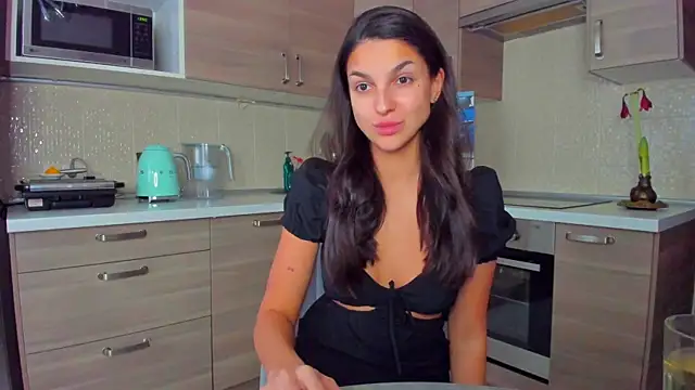 Snapshot of AngelGabe chatting on February 22, 2026, 10:50 am AngelGabe online show from February 22, 2026, 10:50 am