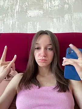 Snapshot of CandySurprise19 chatting on March 16, 2026, 1:04 pm CandySurprise19 online show from March 16, 2026, 1:04 pm