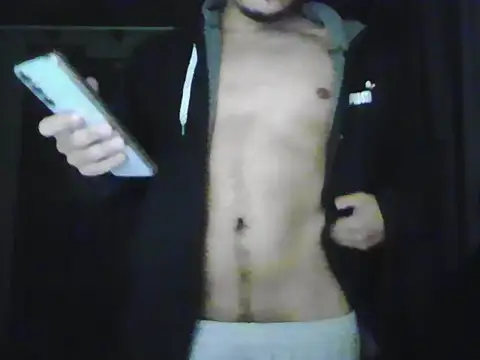 Snapshot of PeleHotsito chatting on June 15, 2026, 10:09 pm PeleHotsito online show from June 15, 2026, 10:09 pm