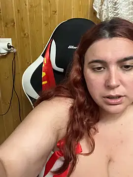 Sandragll online show from June 26, 2026, 9:53 pm