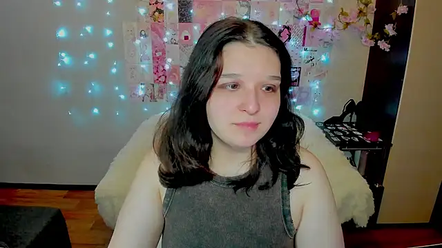 Snapshot of Kate_Acid chatting on April 13, 2026, 12:36 am Kate Acid online show from April 13, 2026, 12:36 am