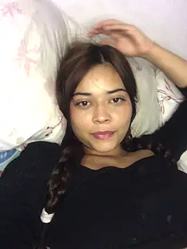 Snapshot of BabbyClear chatting on February 17, 2026, 9:01 pm BabbyClear online show from February 17, 2026, 9:01 pm