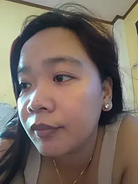 Polished Princess online show from May 26, 2026, 6:33 am