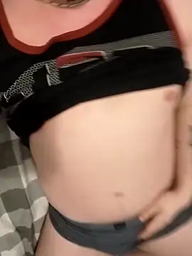 Mareczek18 18 online show from February 16, 2026, 3:21 pm