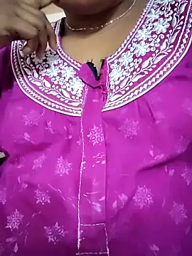 Snapshot of tamil_sweetyponnu chatting on February 24, 2026, 10:54 pm tamil sweetyponnu online show from February 24, 2026, 10:54 pm