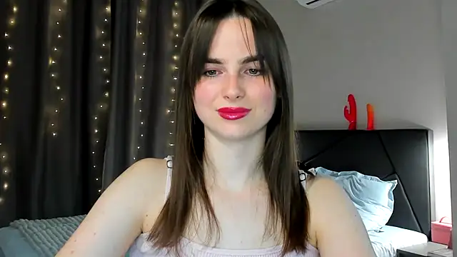 megann fox2 online show from March 12, 2026, 3:49 pm