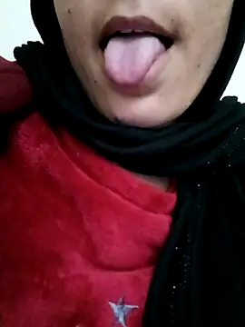 Armasexyy online show from April 5, 2026, 8:15 pm