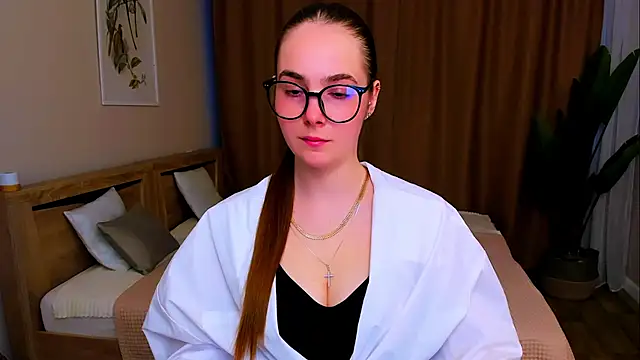 Snapshot of Maddy_Wood_ chatting on April 9, 2026, 5:08 pm Maddy Wood online show from April 9, 2026, 5:08 pm
