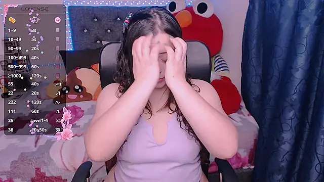 PixelKiss  online show from April 13, 2026, 10:19 am