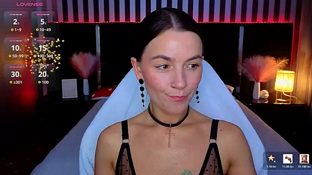 Snapshot of GracefulMichelle chatting on May 9, 2026, 7:39 pm GracefulMichelle online show from May 9, 2026, 7:39 pm