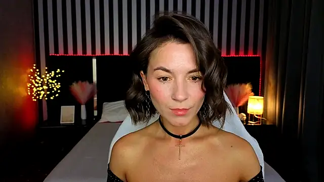 Snapshot of GracefulMichelle chatting on May 5, 2026, 7:39 pm GracefulMichelle online show from May 5, 2026, 7:39 pm