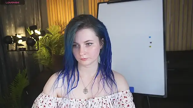 Snapshot of AlisaGracee chatting on May 20, 2026, 12:35 pm AlisaGracee online show from May 20, 2026, 12:35 pm
