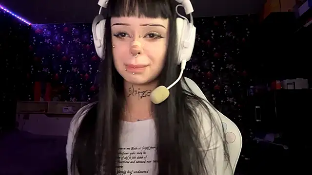 Luna Sohotti online show from February 19, 2026, 3:09 pm