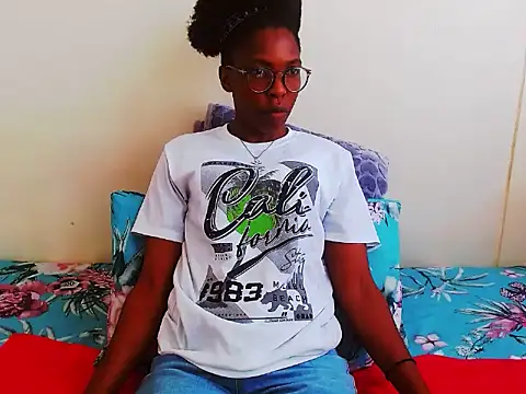 ChocoSlenderXXX online show from April 28, 2026, 11:58 am