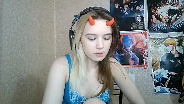 Snapshot of MilaTyan chatting on April 4, 2026, 5:08 pm MilaTyan online show from April 4, 2026, 5:08 pm