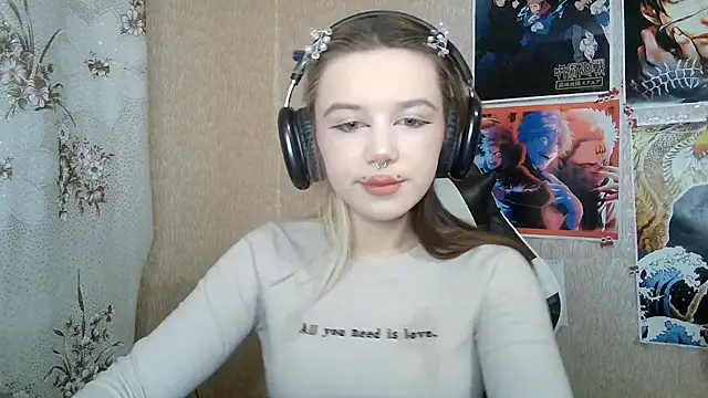 MilaTyan online show from March 24, 2026, 5:13 pm