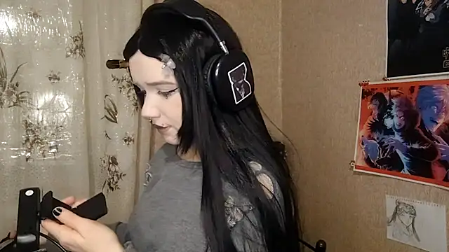 MilaTyan online show from February 26, 2026, 5:13 pm