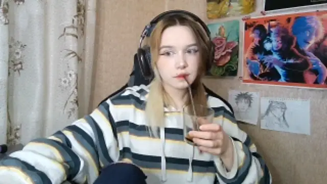 Snapshot of MilaTyan chatting on April 29, 2026, 5:30 pm MilaTyan online show from April 29, 2026, 5:30 pm