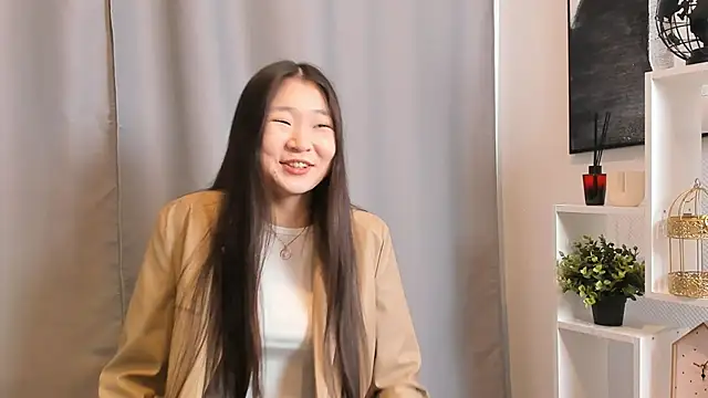 DiaHeffner online show from February 17, 2026, 2:36 pm