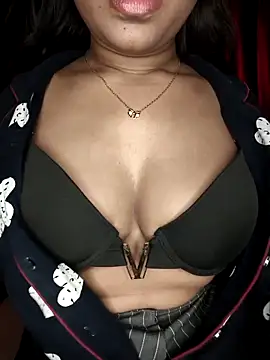 LINNI 3 online show from February 25, 2026, 4:51 pm