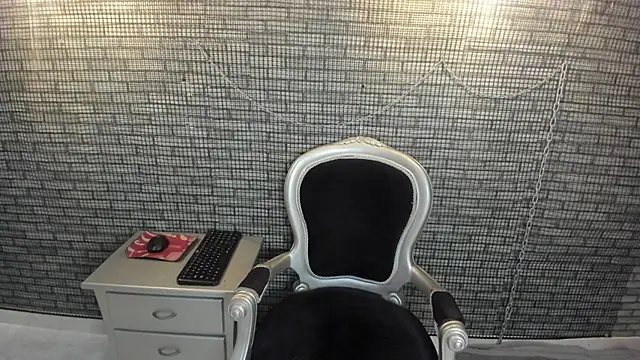 Snapshot of hillary_bigbutt chatting on April 2, 2026, 3:46 am hillary bigbutt online show from April 2, 2026, 3:46 am