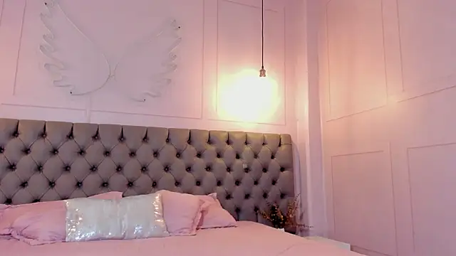 Snapshot of hillary_bigbutt chatting on March 10, 2026, 4:05 am hillary bigbutt online show from March 10, 2026, 4:05 am