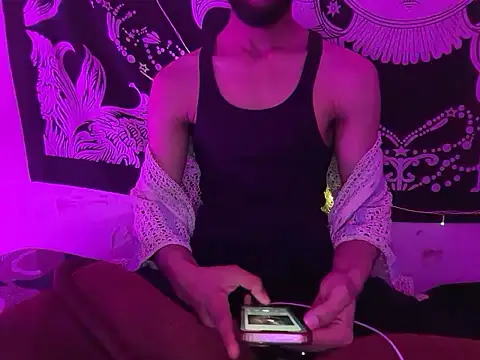 Robyne xx online show from February 17, 2026, 5:43 pm