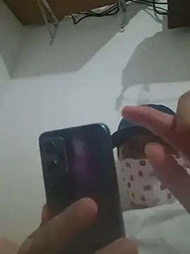 Snapshot of dominicpink chatting on February 17, 2026, 6:05 pm dominicpink online show from February 17, 2026, 6:05 pm