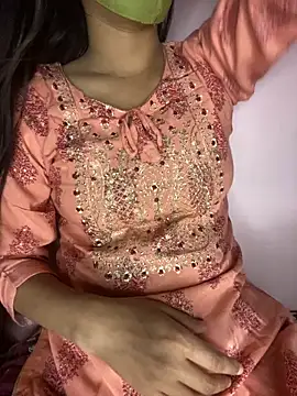 Snapshot of roshni_malhotra chatting on March 27, 2026, 5:16 am roshni malhotra online show from March 27, 2026, 5:16 am