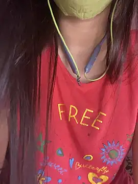 Snapshot of roshni_malhotra chatting on April 14, 2026, 9:31 pm roshni malhotra online show from April 14, 2026, 9:31 pm