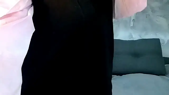 Anabel Meow online show from February 18, 2026, 8:22 am