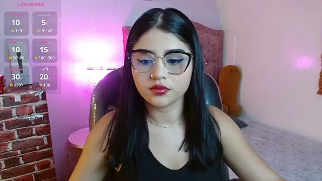Snapshot of mila_quin chatting on April 9, 2026, 8:04 pm mila quin online show from April 9, 2026, 8:04 pm