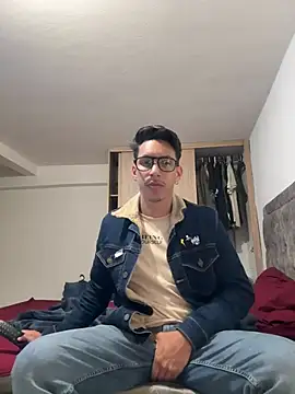 Snapshot of Jack_Frostt chatting on February 18, 2026, 3:37 am Jack Frostt online show from February 18, 2026, 3:37 am