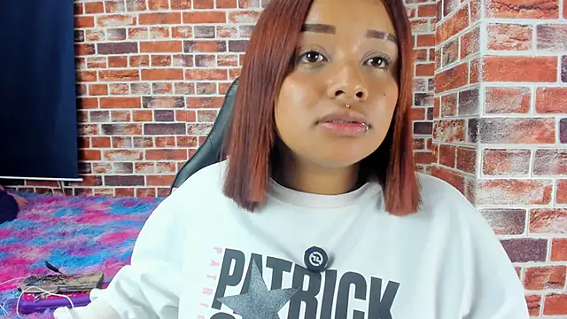 Sienna Lux01 online show from March 10, 2026, 1:31 am