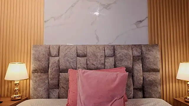 Snapshot of lady_dark_ chatting on March 13, 2026, 8:03 pm lady dark online show from March 13, 2026, 8:03 pm