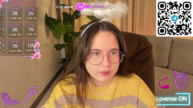Snapshot of leylamirage chatting on May 11, 2026, 12:17 pm leylamirage online show from May 11, 2026, 12:17 pm