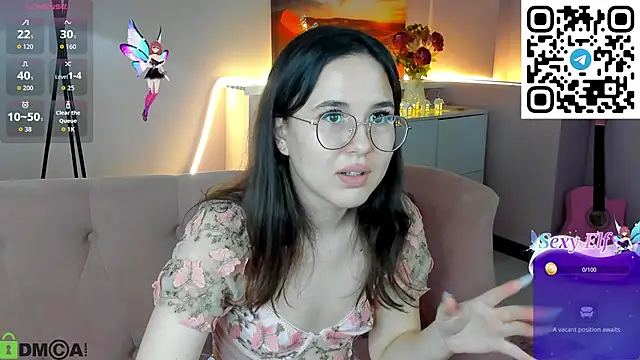 Snapshot of leylamirage chatting on April 3, 2026, 2:56 pm leylamirage online show from April 3, 2026, 2:56 pm