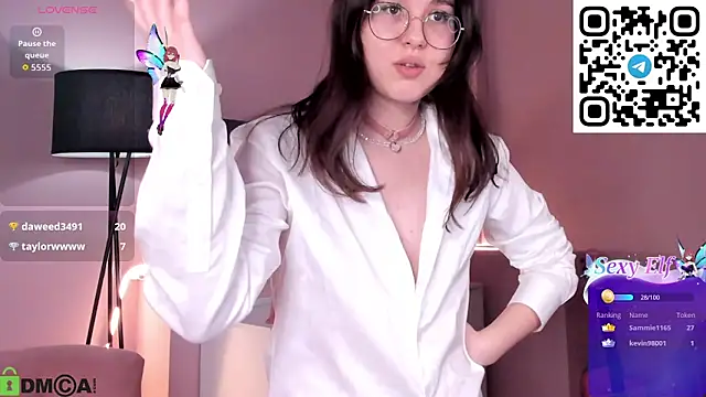Snapshot of leylamirage chatting on April 18, 2026, 7:07 pm leylamirage online show from April 18, 2026, 7:07 pm